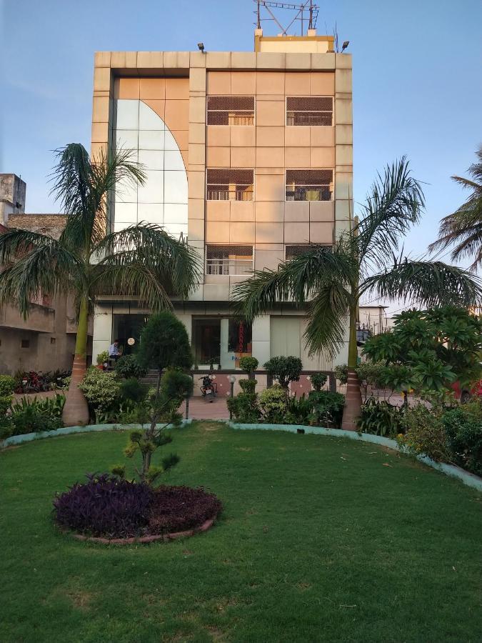 Varanasi Palace מראה חיצוני תמונה